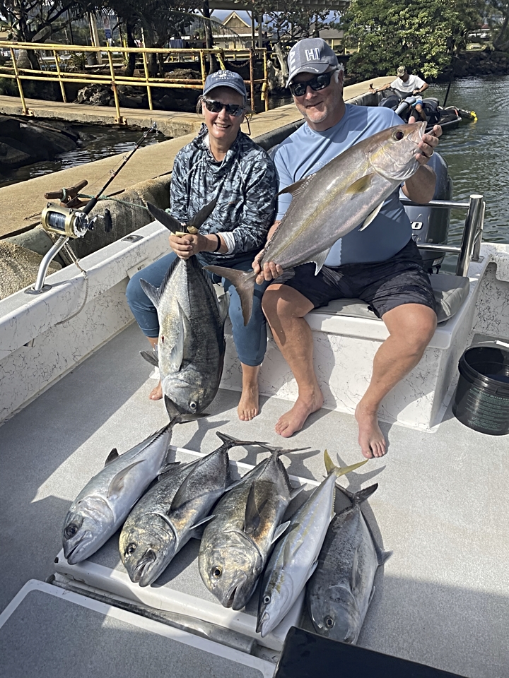 We share the catch at Hawaiian Style Fishing